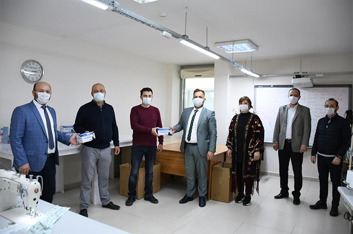 Kahveciler Ve Şoförlerin Maskeleri İnegöl Belediyesi’nden