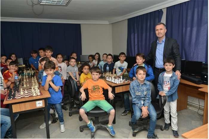  İnesmek’te Satrancın Ustası Oldular