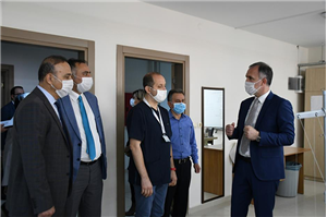 Çocuk Hastaların Maskeleri Teslim Edildi