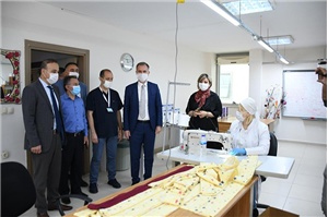 Çocuk Hastaların Maskeleri Teslim Edildi