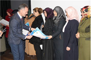 İnesmek'te 772 Kursiyer Sertifika Aldı